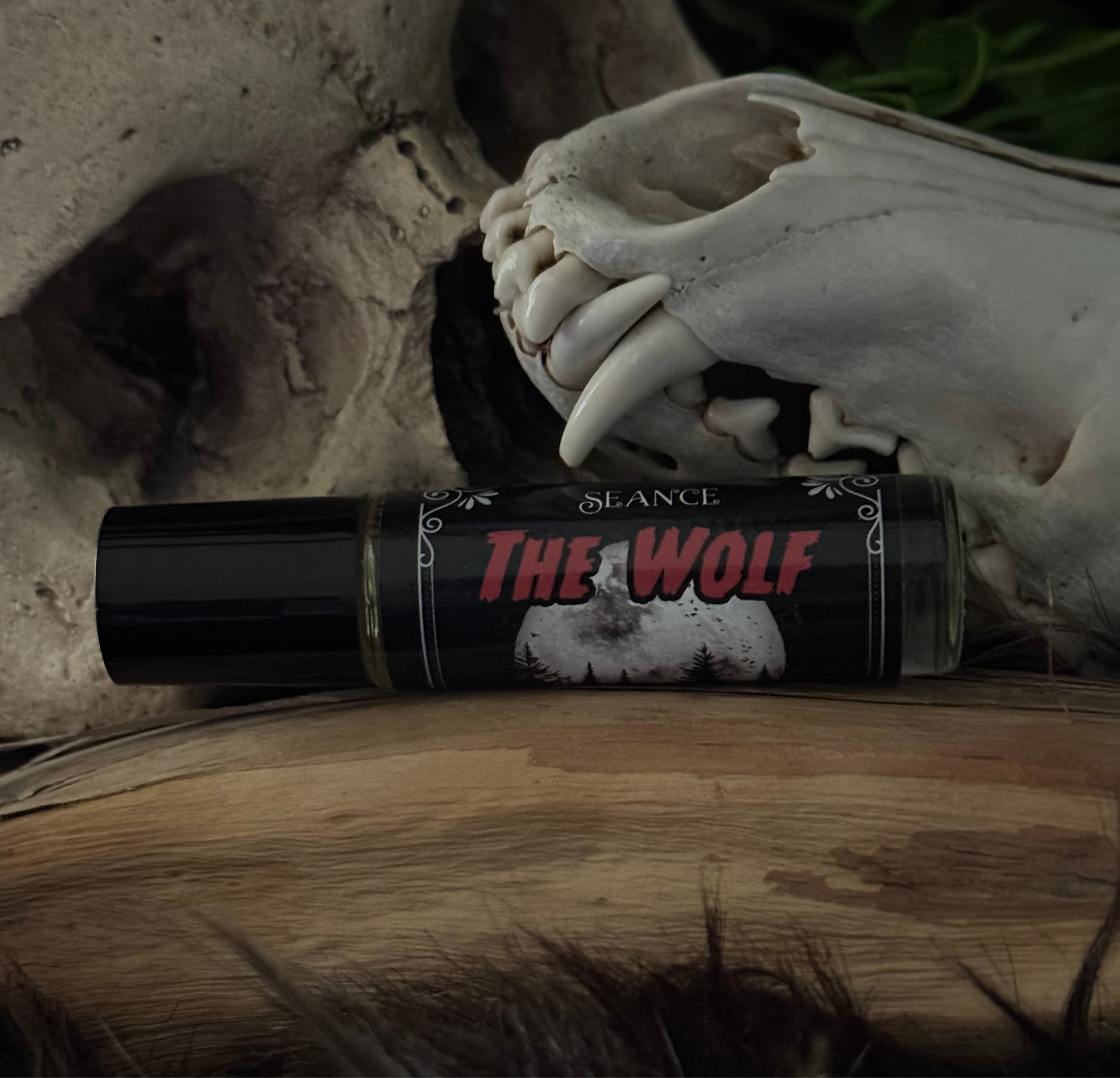 THE WOLF (forest, deep musk, wood)