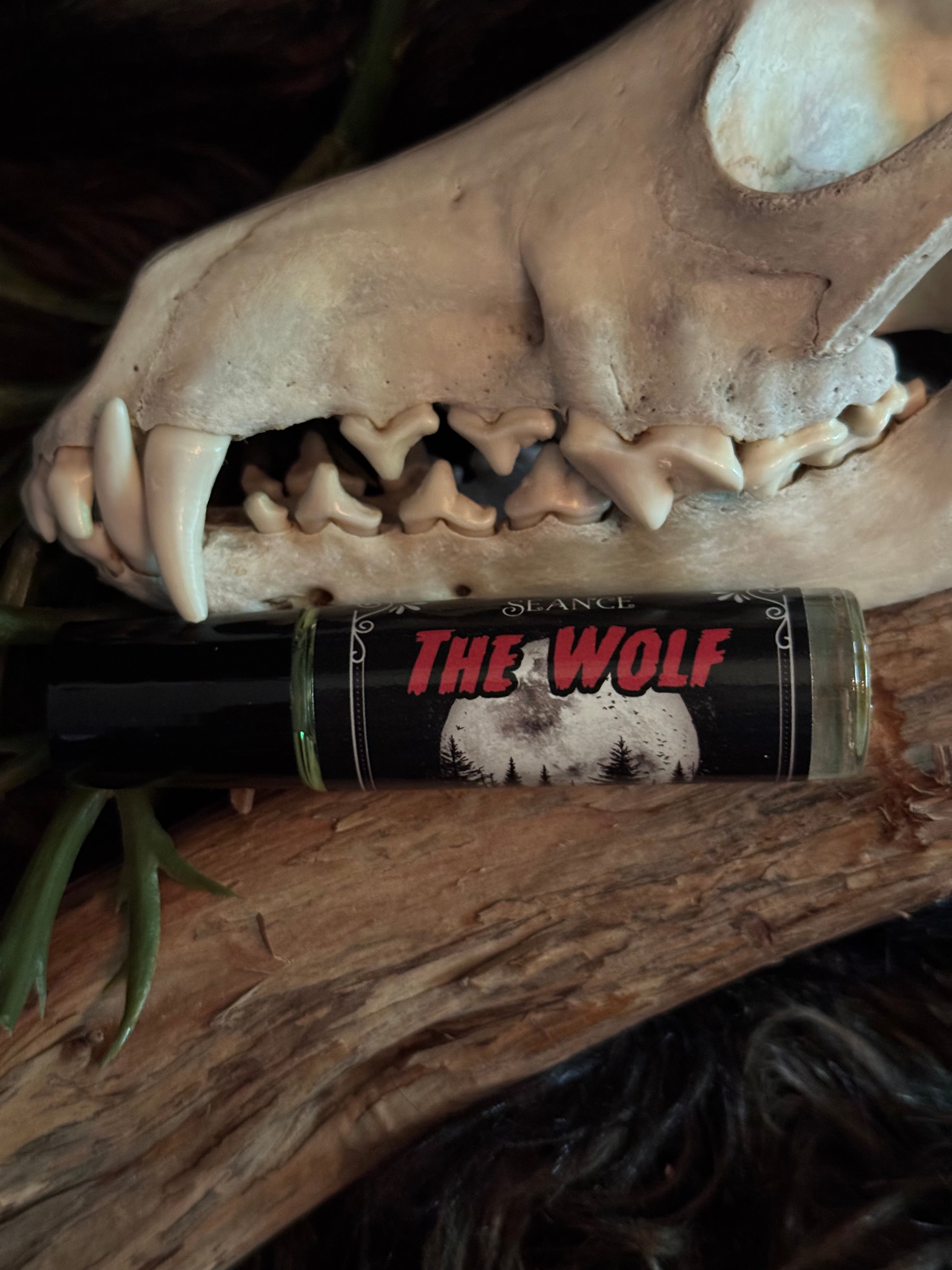 THE WOLF (forest, deep musk, wood)