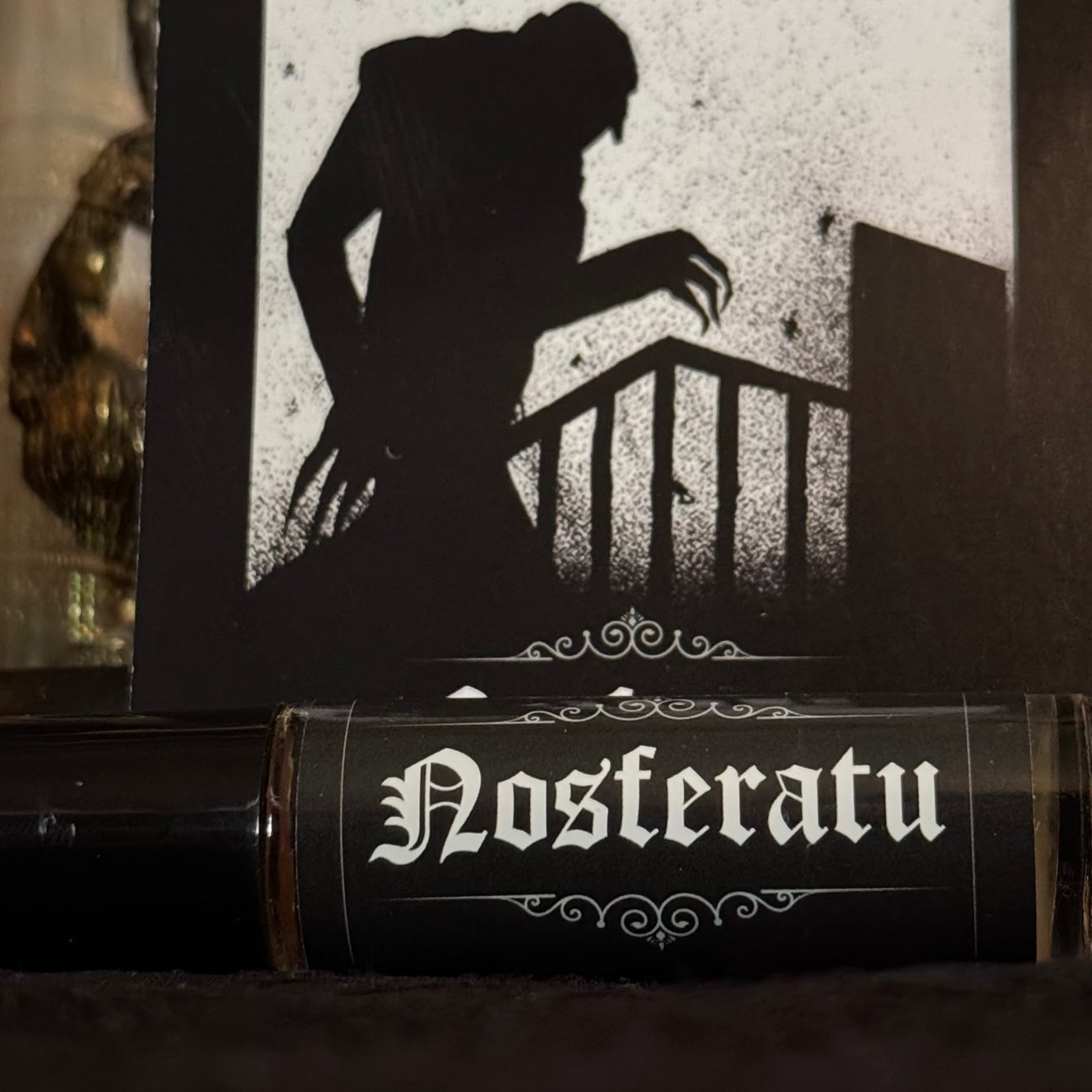 NOSFERATU perfume oil (stone, incense, wine, roses)