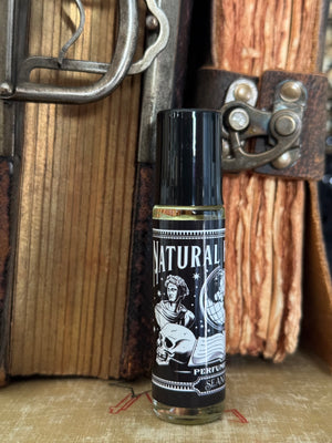 Natural History perfume oil (old books, black tea)