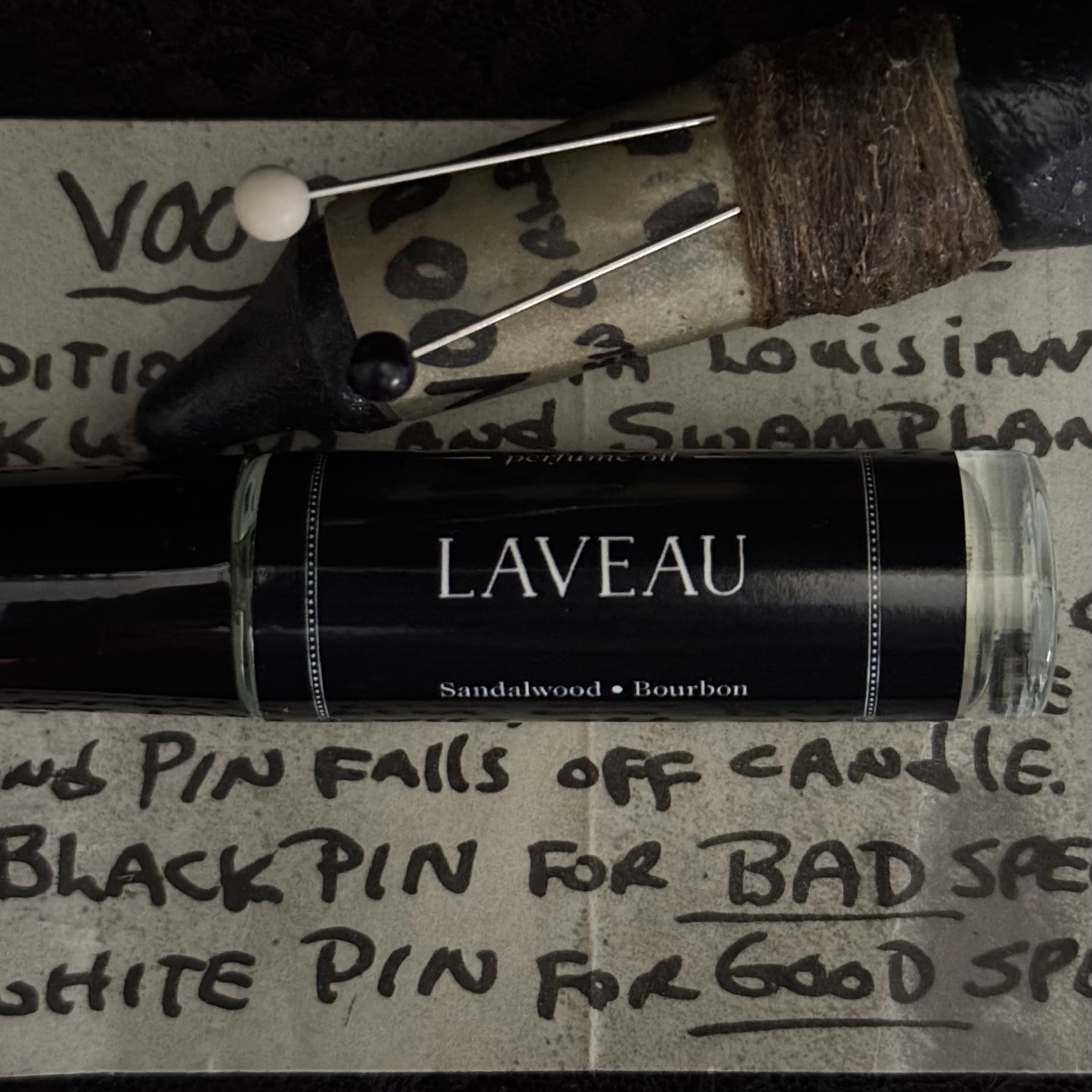 Laveau perfume oil (sandalwood, bourbon)