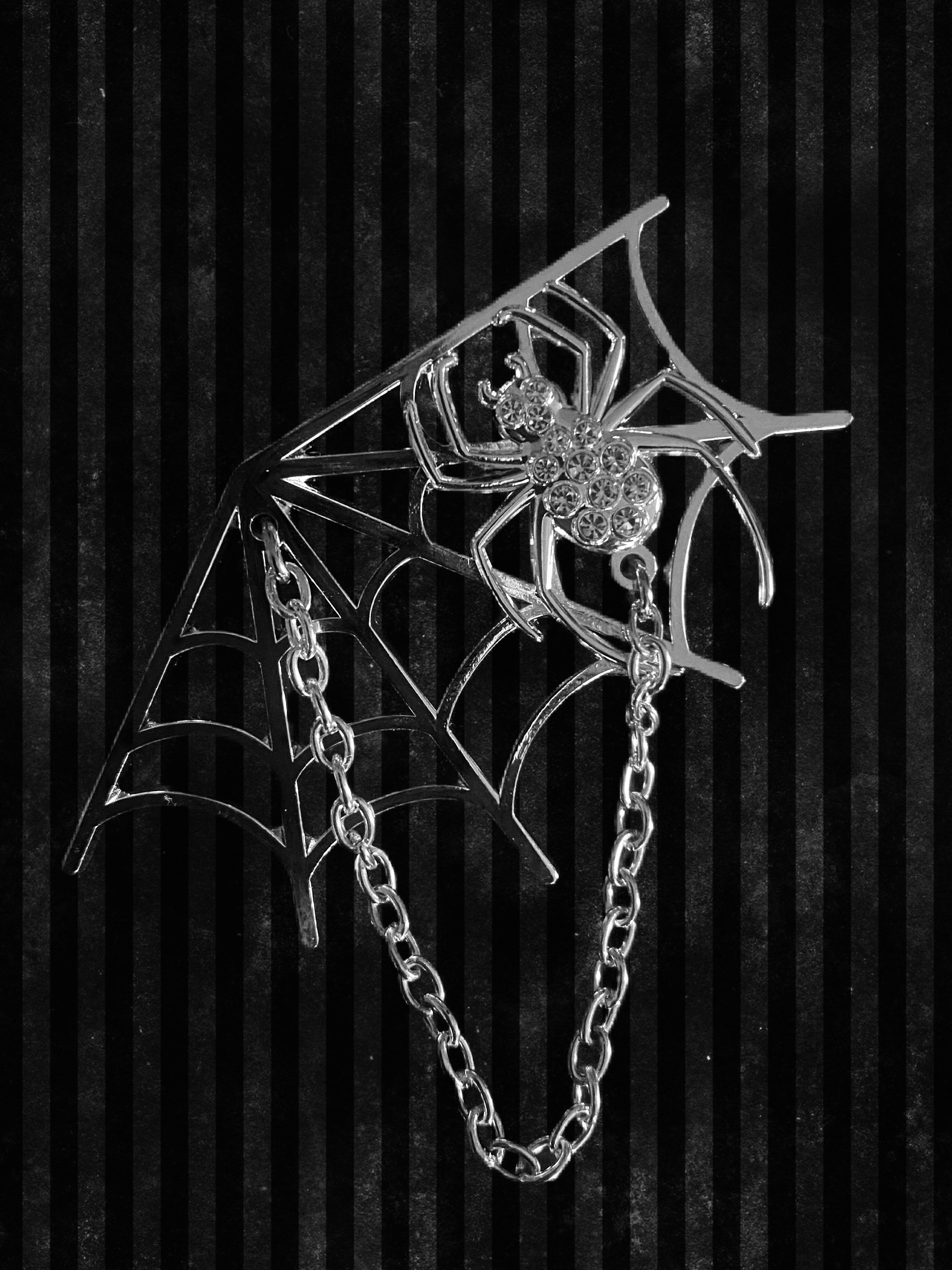 Good's Vintage Art Deco Spider Brooch